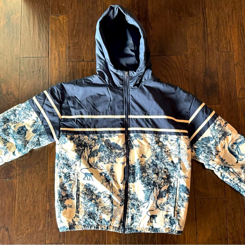 Women’s Navy & Cream Printed Hooded Puffer Jacket